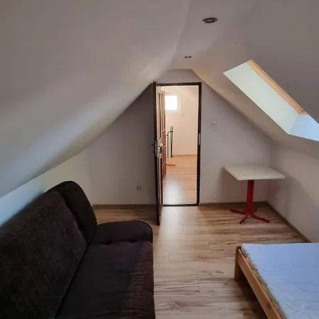 House With A Garden Located In The Peaceful Area * 格但斯克